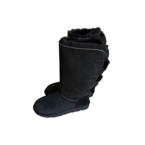 Vintage UGG Amelie Tall Swarovsky Crystals Boots Size 8